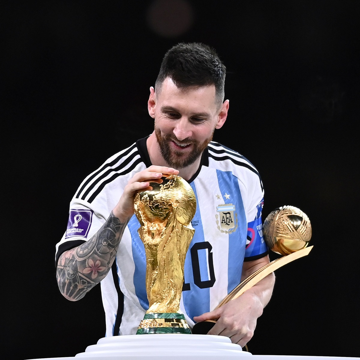 Lionel Messi n-a uitat de Maradona! Mesaj emoționat postat de starul Argentinei: Trofeul este și pentru Diego!”