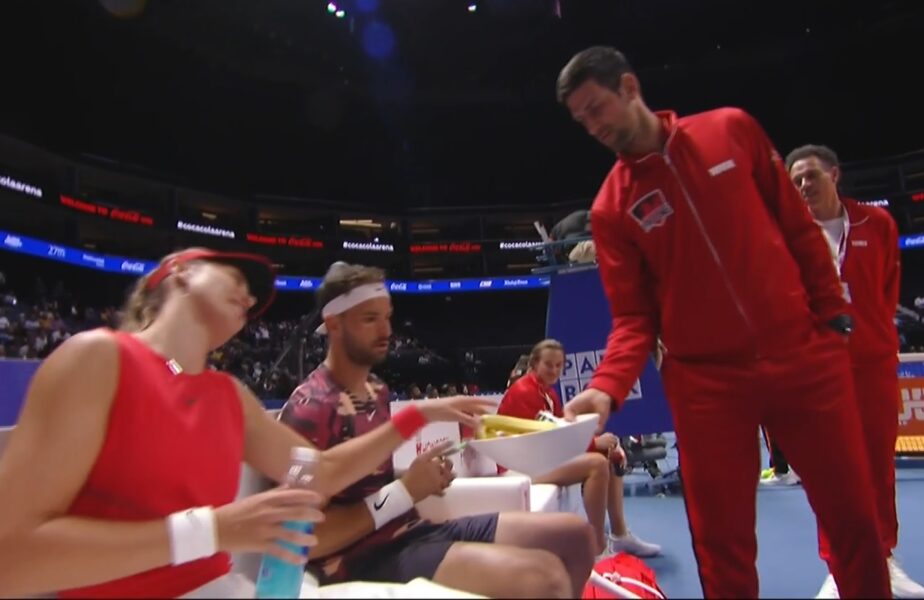 Novak Djokovic și-a servit colegii cu fructe la World Tennis League! Cum au reacționat Grigor Dimitrov și Paula Badosa. Imagini fabuloase