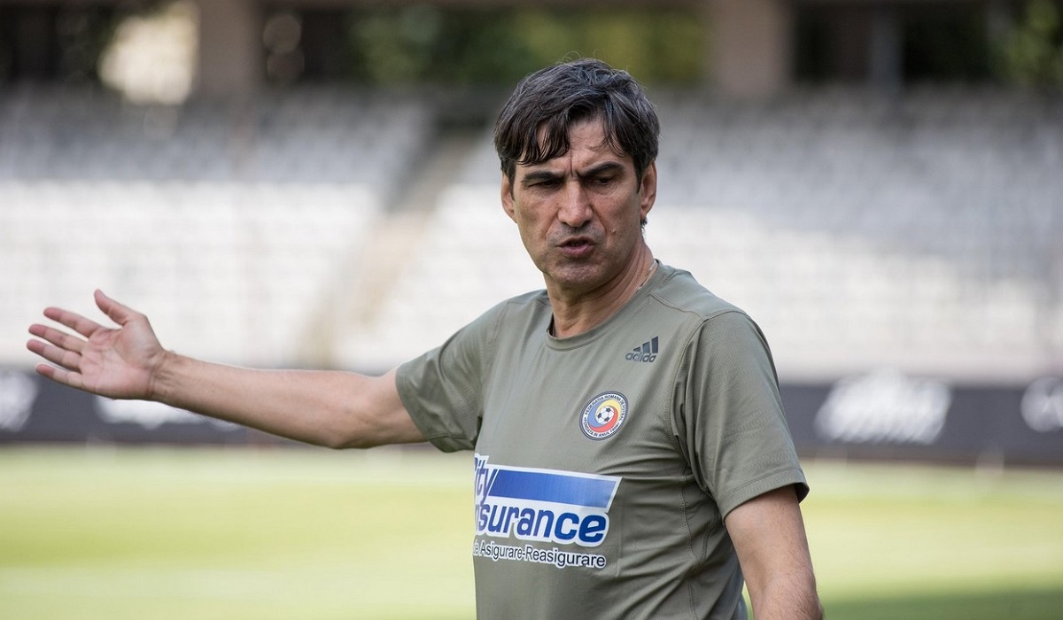 Victor Piţurcă a dat de pământ cu Gigi Becali şi anunţă dezastrul la FCSB: „E o situaţie penibilă! Jucătorii nu-l ştiu pe antrenor de şef
