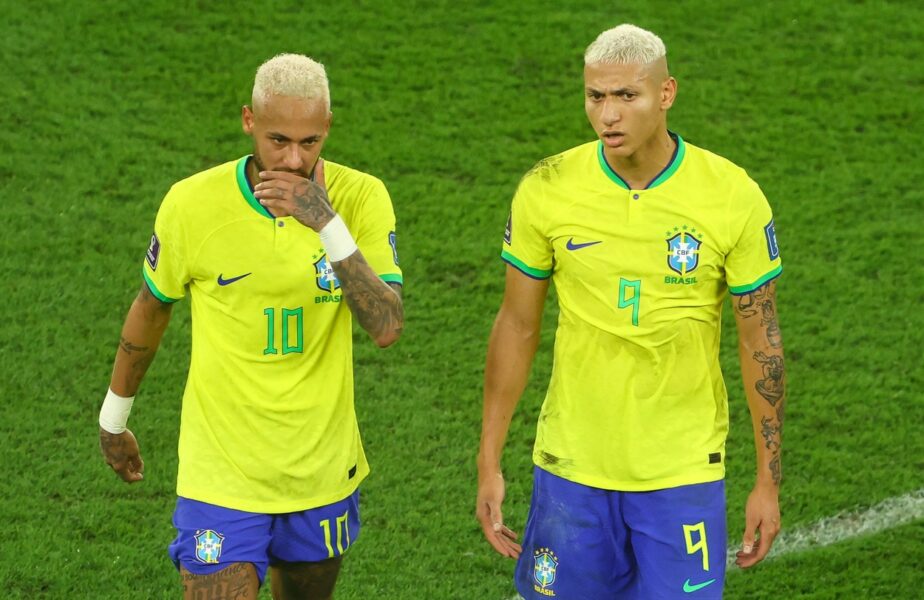 Neymar și Richarlison, în timpul unui meci disputat de Brazilia