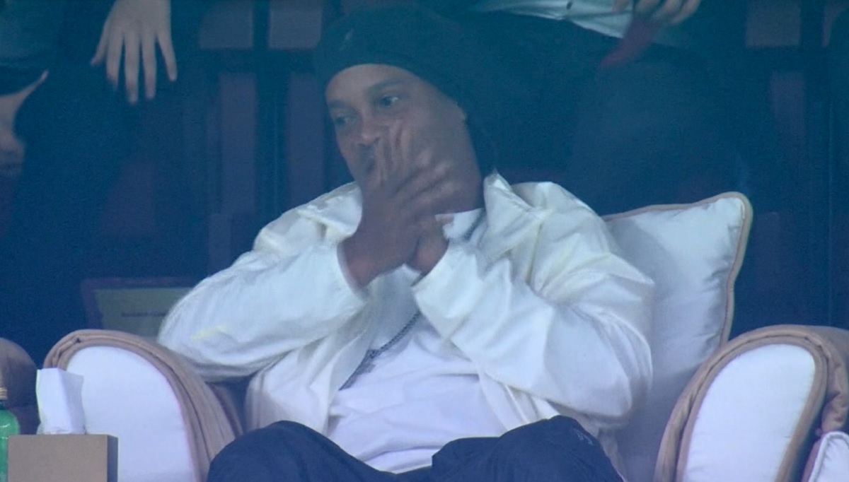 Ronaldinho, în timpul meciului Argentina - Croația de la CM 2022