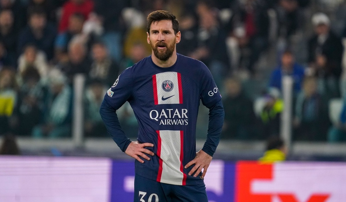 L'Equipe: Negocierile dintre Lionel Messi şi PSG au îngheţat