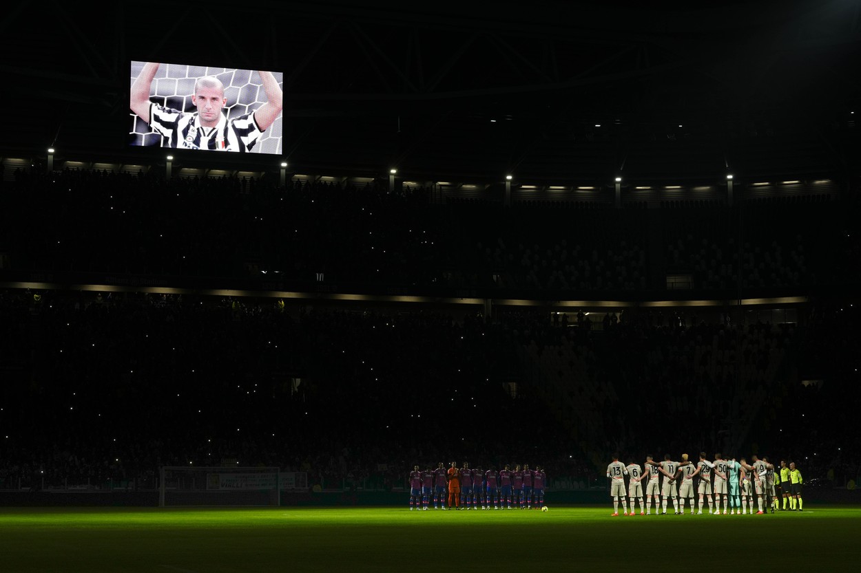 Turin. Minute's silence in memory of Gianluca Vialli before the Lega Serie A Tim match valid for the 2022/2023 championship Juventus vs Udinese at the Allianz Stadium In the photo:,Image: 748273315, License: Rights-managed, Restrictions: No Italy., Model Release: no