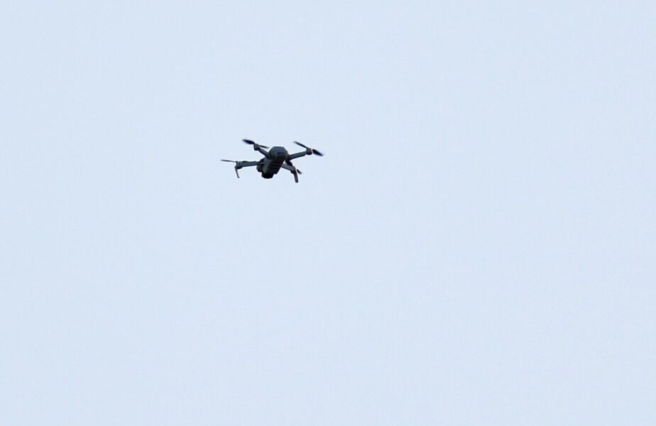 Meci din Premier League, întrerupt din cauza unei drone care survola stadionul! Imagini incredibile