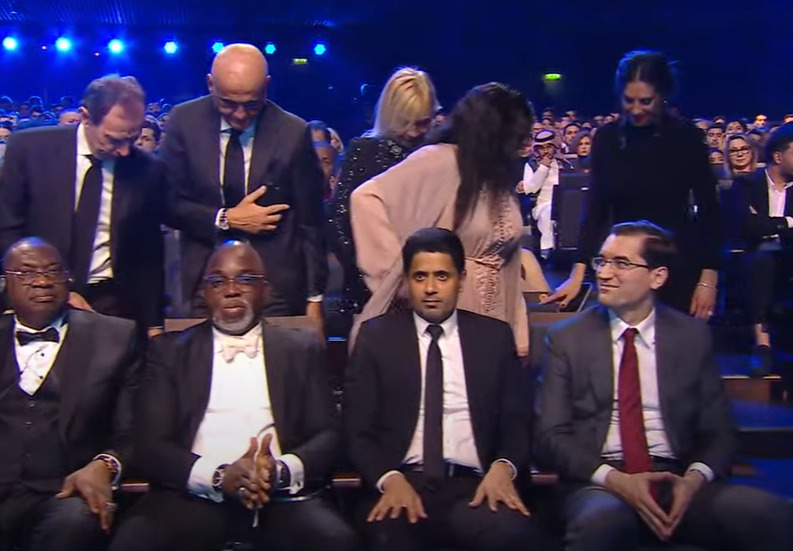 Răzvan Burleanu, lângă Nasșer Al-Khelaifi și Pierluigi Collina la gala „FIFA The Best 2023”