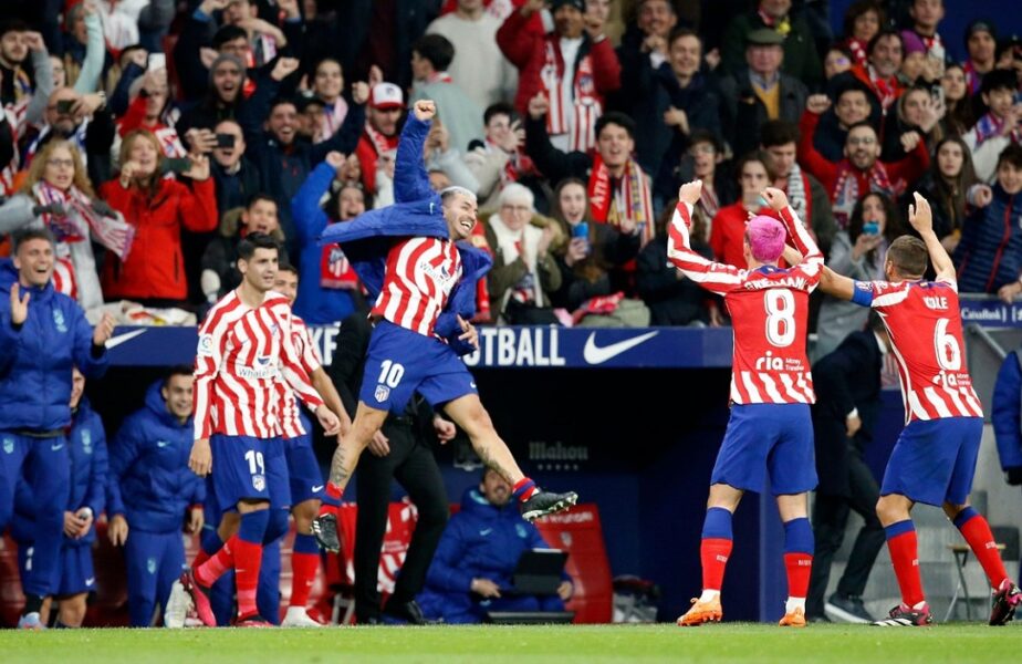 VAR a validat un gol al lui Atletico Madrid după ce marcatorul a fost scos din teren! Întreaga echipă s-a îngrămădit pe bancă