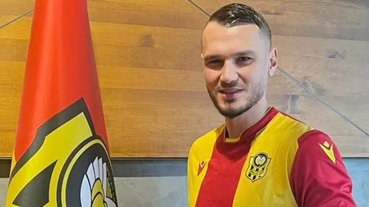 Un fotbalist de la Yeni Malatyaspor s-a aruncat de la balcon! Gest disperat în timpul cutremurelor din Turcia