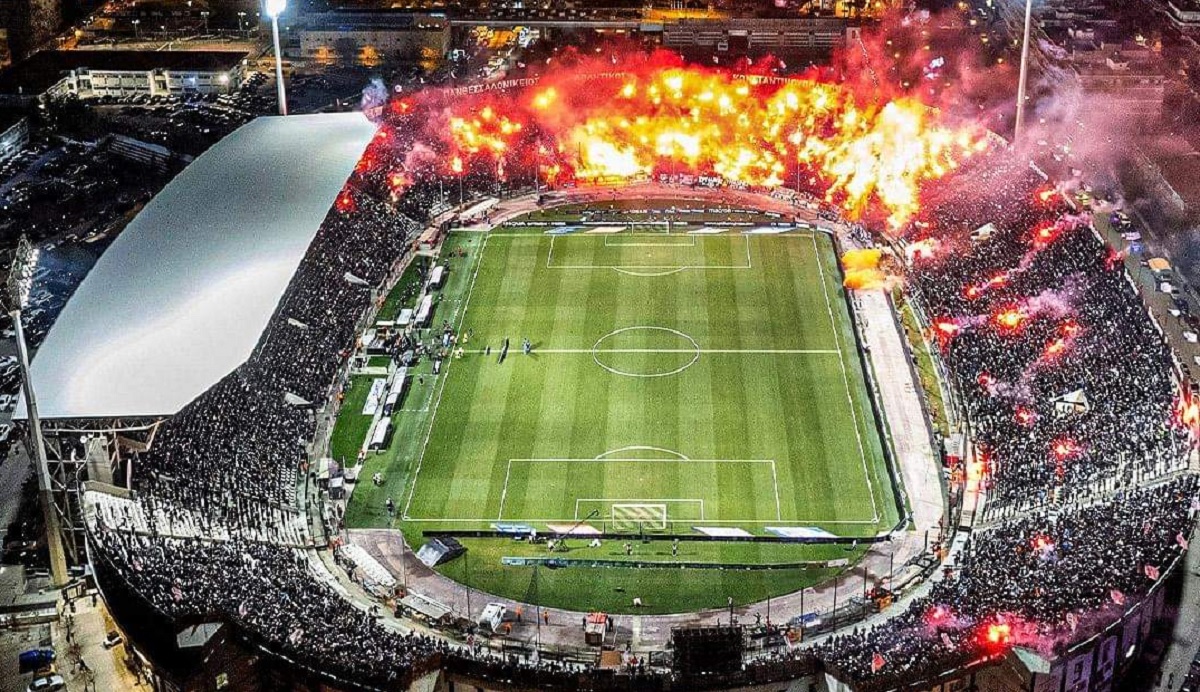 Scene uluitoare la derby-ul PAOK – Olympiakos 0-0! Fanii au „aprins arena, sub privirile lui Răzvan Lucescu