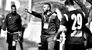 Omagiu superb pentru John Ene, după decesul fostului antrenor din Liga 1: “Propunem acordarea titlului de cetățean de onoare”