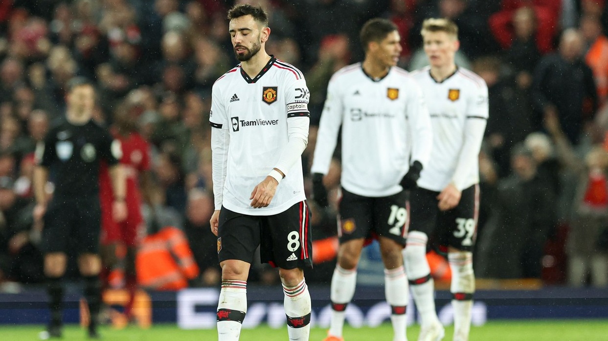 Jucătorii lui Manchester United, în timpul unui meci