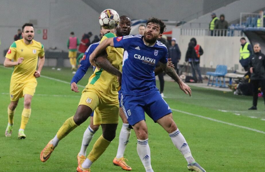 FC U Craiova – CS Mioveni 3-0. Albu, „dublă de senzaţie! Bauza a marcat la ultima fază a meciului. Oltenii lui Napoli, pe primul loc în play-out