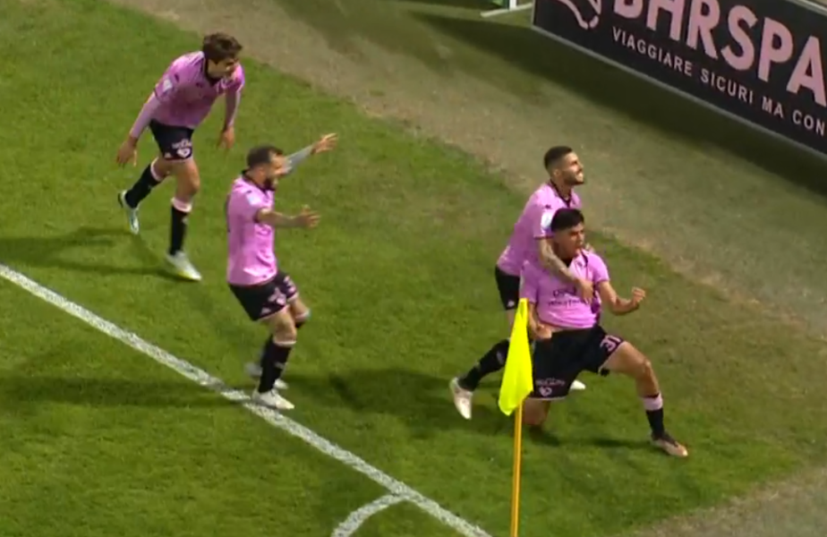 Nebunie totală în Palermo – Modena 5-2! Echipa lui Ionuţ Nedelcearu a marcat 4 goluri în a doua repriză. Spectacol total exclusiv în AntenaPLAY