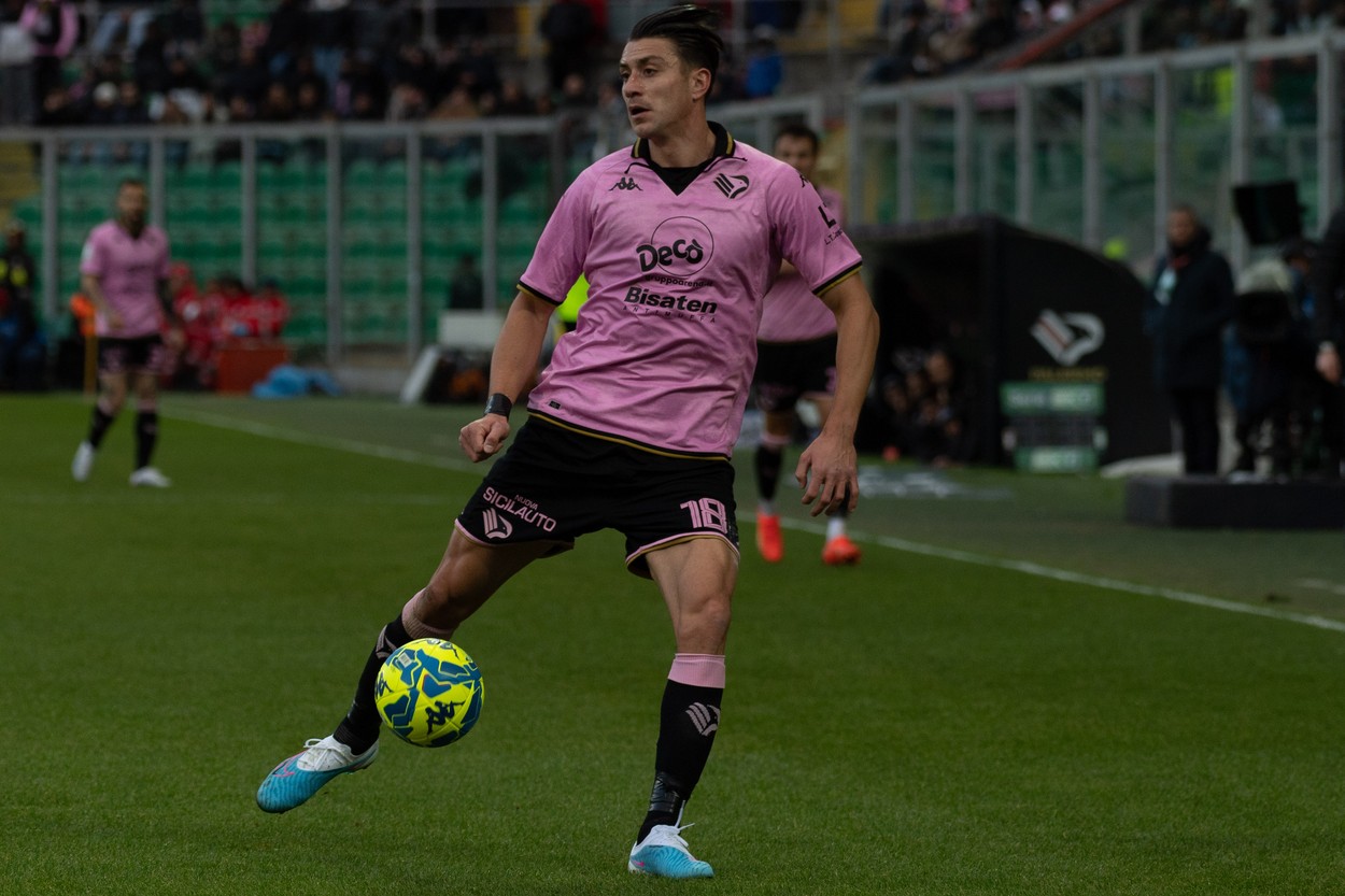 Palermo – Modena 5-2! Revenire fantastică reușită de trupa lui Ionuț Nedelcearu! Palermo a câștigat un duel extrem de important în Serie B și a depășit-o pe Parma în clasament