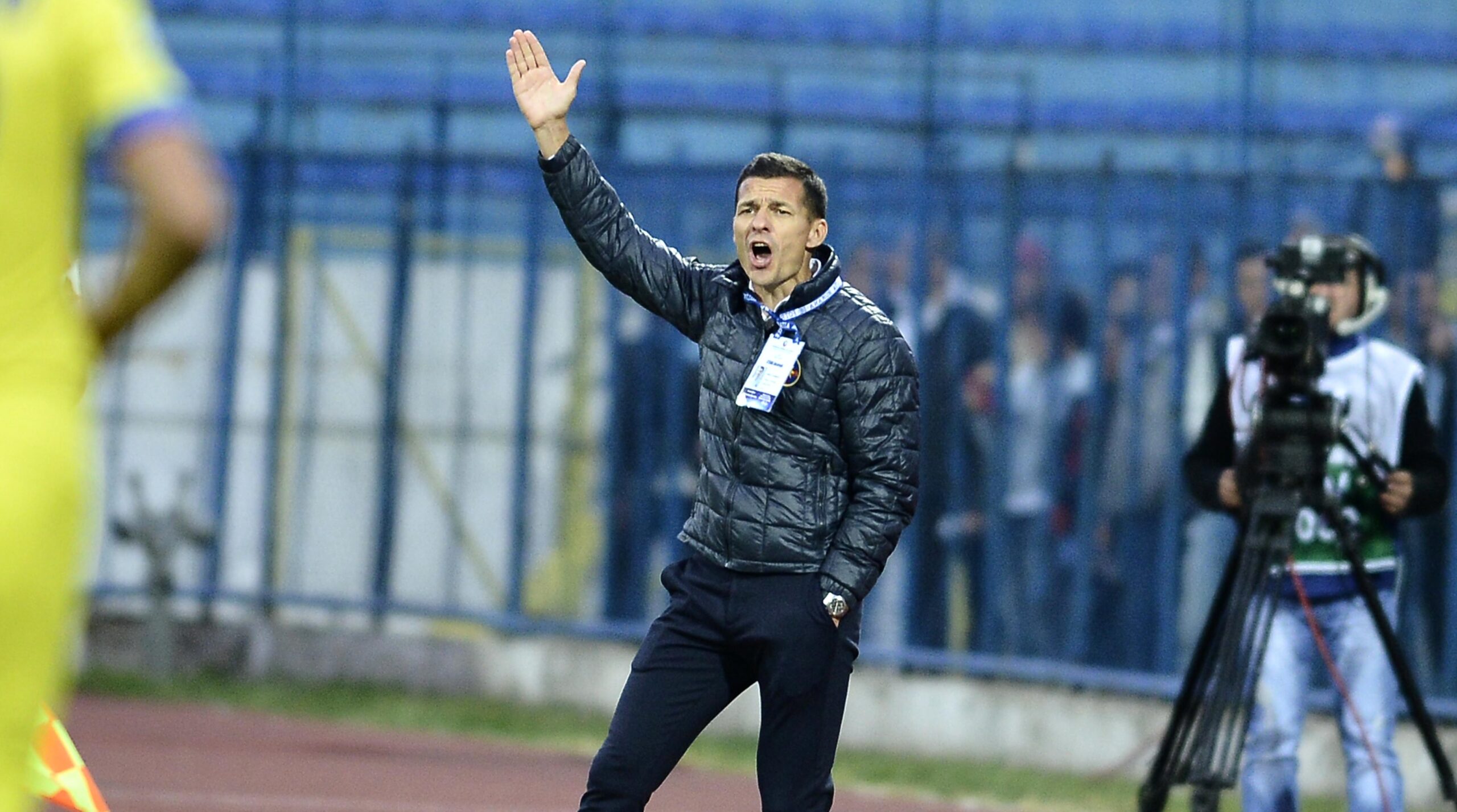 Costel Gâlcă a spus numele echipelor care l-au ofertat din Liga 1: Mi-aș dori să vin în România!”