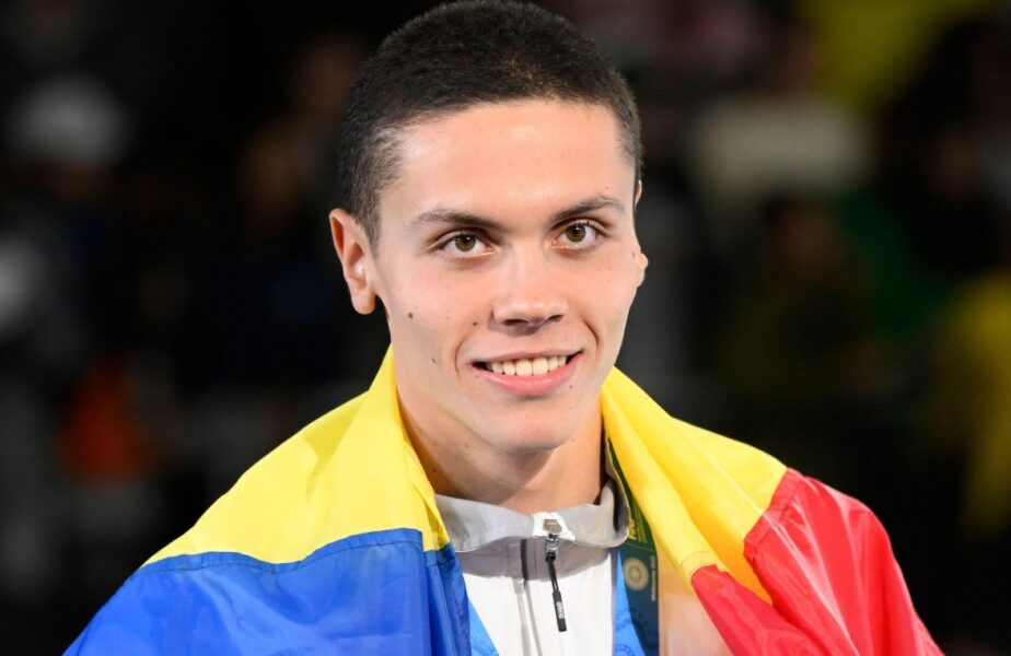 David Popovici a câștigat medalia de aur la 100 de metri liber și s-a calificat la Jocurile Olimpice de la Paris! Performanță extraordinară pentru campionul român