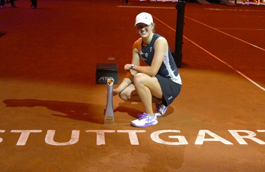 Iga Swiatek – Aryna Sabalenka 6-3, 6-4 în finala turneului de la Stuttgart. Al 13-lea trofeu WTA din carieră pentru liderul mondial