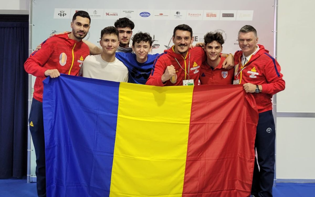 România, medalie de bronz la sabie masculin la CM de Scrimă pentru juniori! Victorie clară în finala mică