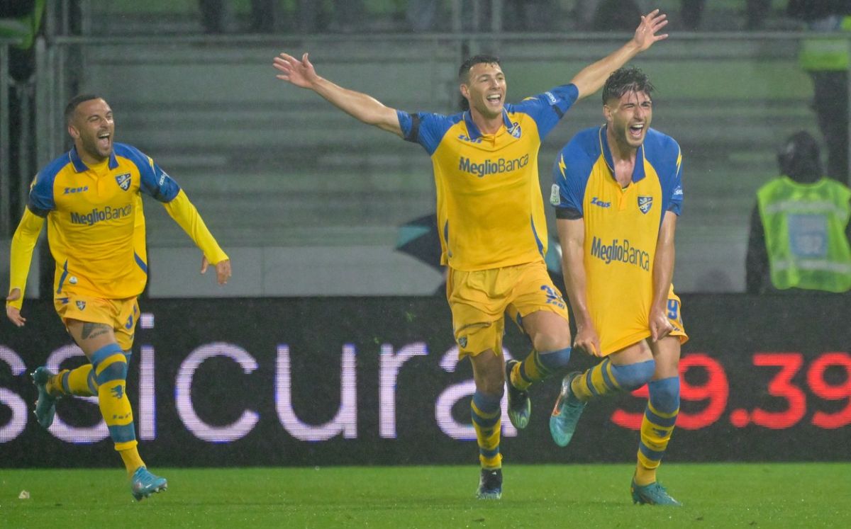 Frosinone – Reggina 3-1. Echipa lui Daniel Boloca a obţinut promovarea în Serie A! Meciul a putut fi urmărit LIVE exclusiv în AntenaPLAY