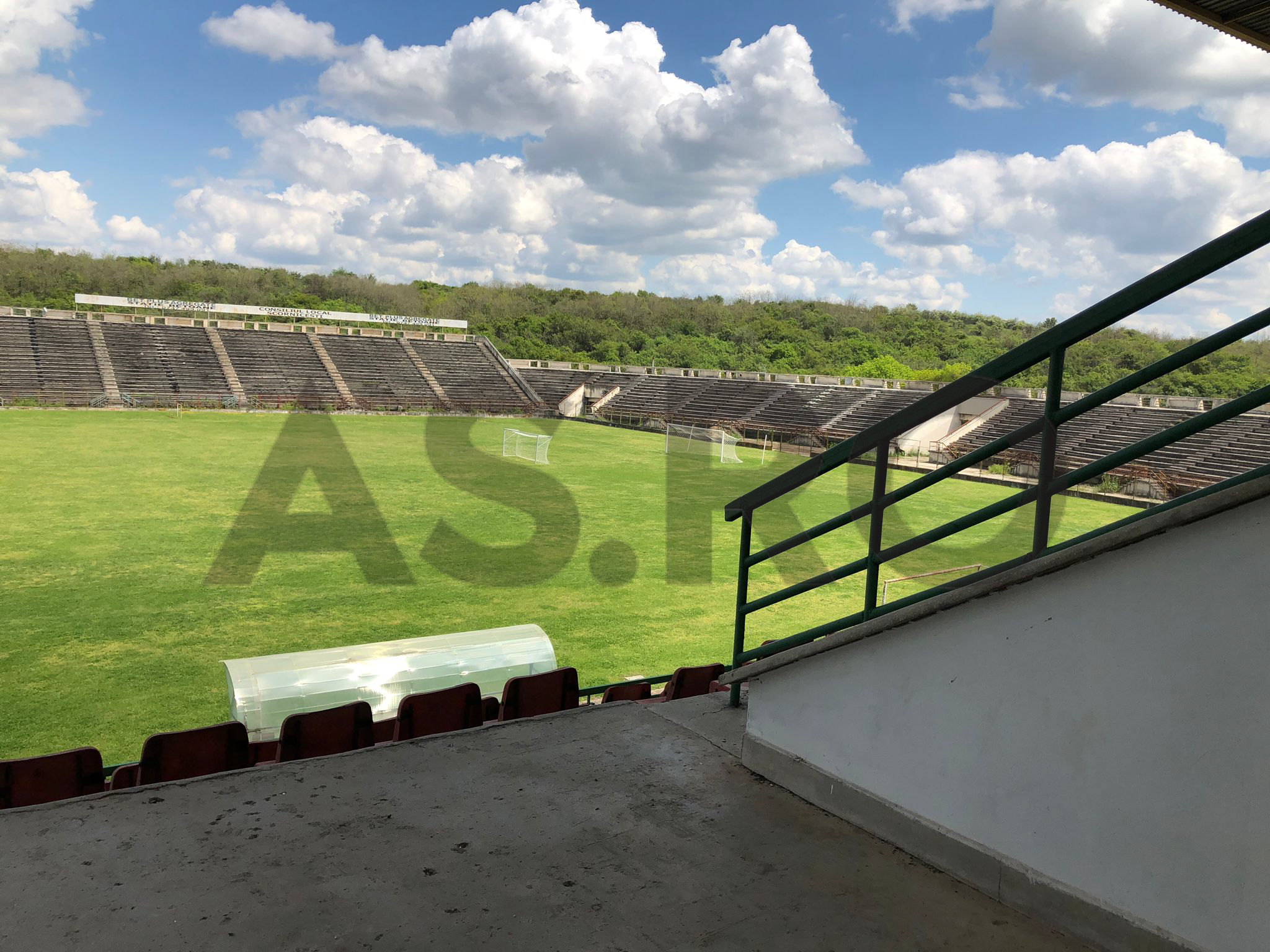 Stadionul din Scorniceşti e în paragină / Sursa foto: Antena Sport