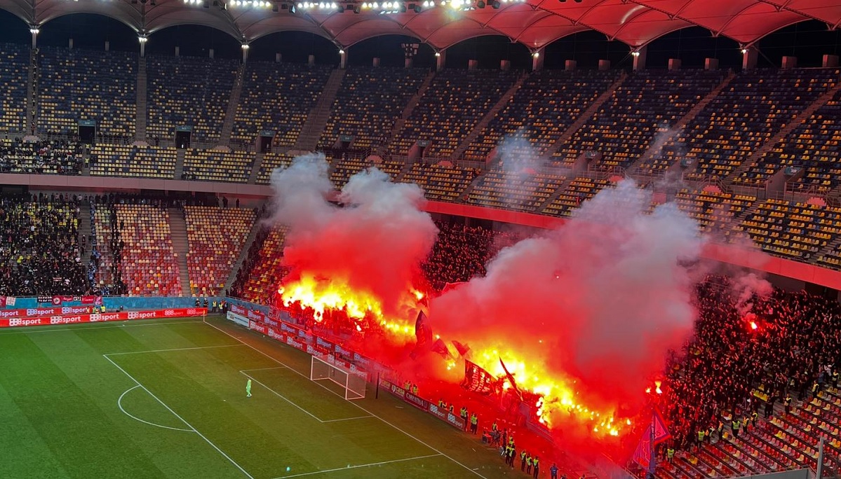 Amendă usturătoare pentru CSA Steaua, după incidentele provocate de fani la derby-ul cu Dinamo