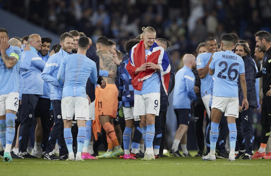 Cum au trăit jucătorii lui Manchester City finalul meciului Nottingham – Arsenal 1-0, care i-a făcut campioni în Premier League