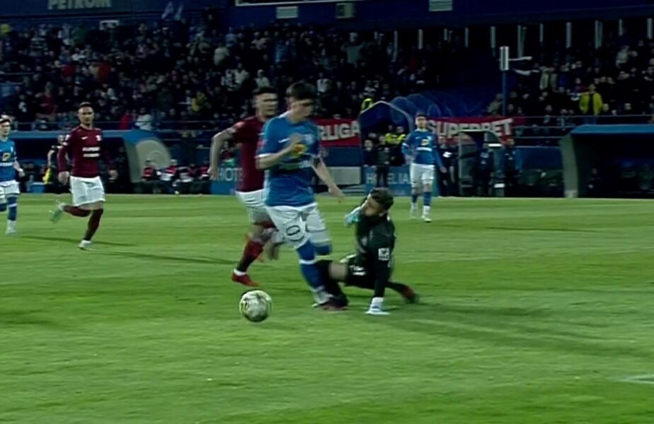 Penalty după numai 27 de secunde în Farul – Rapid. Fază controversată la Ovidiu. Adrian Mazilu a scos lovitura de la 11 metri!