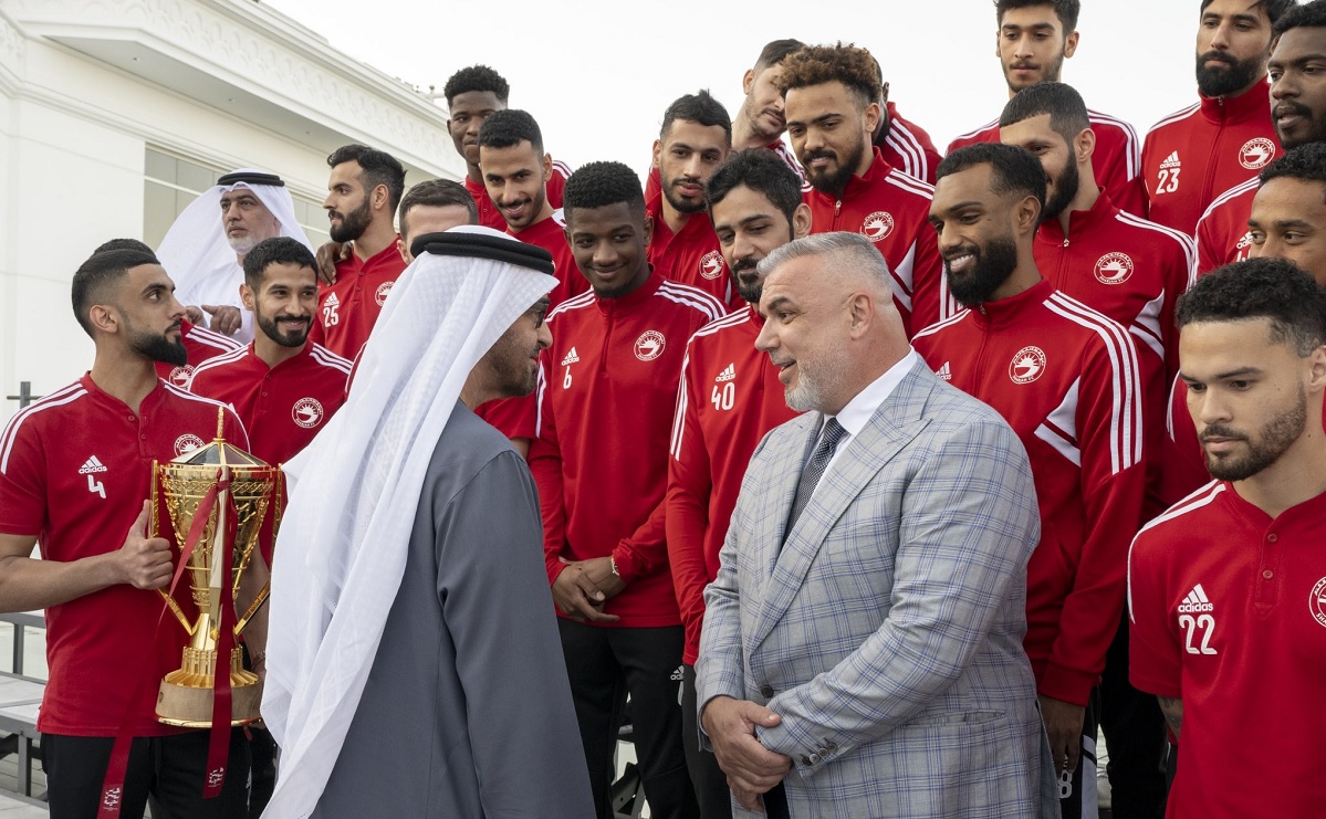 Cosmin Olăroiu, în vizită la preşedintele Emiratelor Arabe Unite. Mohamed bin Zayed Al-Nahyan l-a felicitat după ce a câştigat Cupa cu Al Sharjah