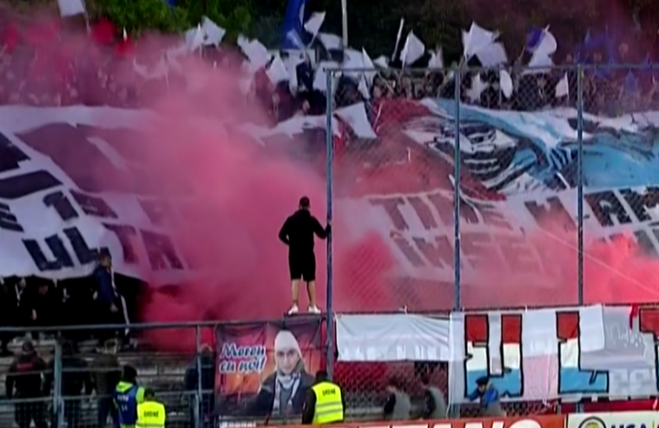 Atmosferă incendiară la Oţelul – Dinamo! Fanii gălăţeni au „aprins” stadionul. Au fost incidente în oraş între fani