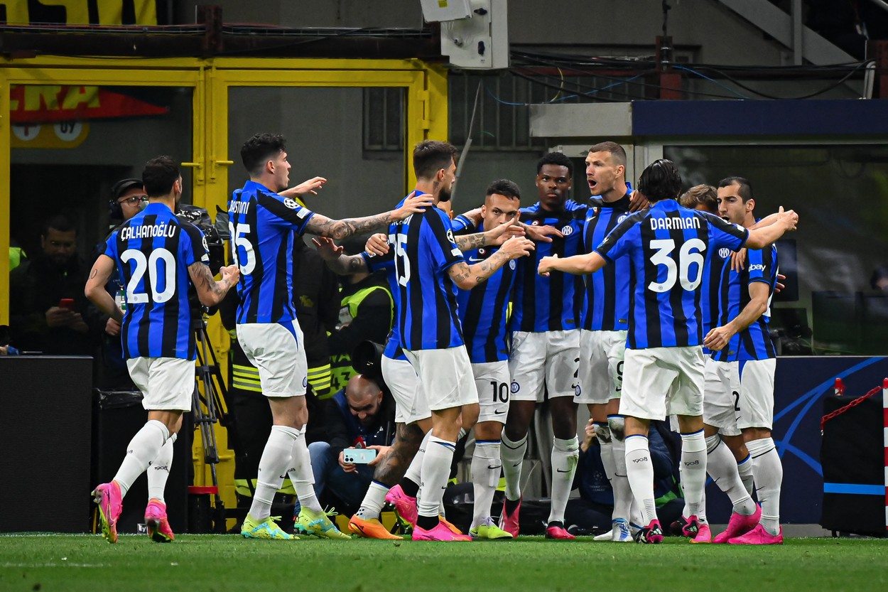 MILAN, ITALY - MAY 10: Edin Dzeko of FC Internazionale celebrates after scoring a goal during the UEFA Champions League football semi final first leg match AC Milan vs FC Internazionale in Milan, Italy on May 10, 2023 Piero Cruciatti / Anadolu Agency/ABACAPRESS.COM,Image: 774969140, License: Rights-managed, Restrictions: , Model Release: no