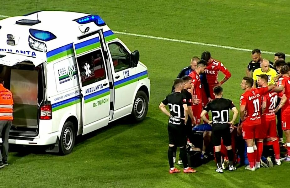 Momente de panică la UTA – FC Hermannstadt. Rareș Pop s-a prăbușit pe teren. Medicii de pe ambulanță au intervenit imediat. Gestul făcut de colegi