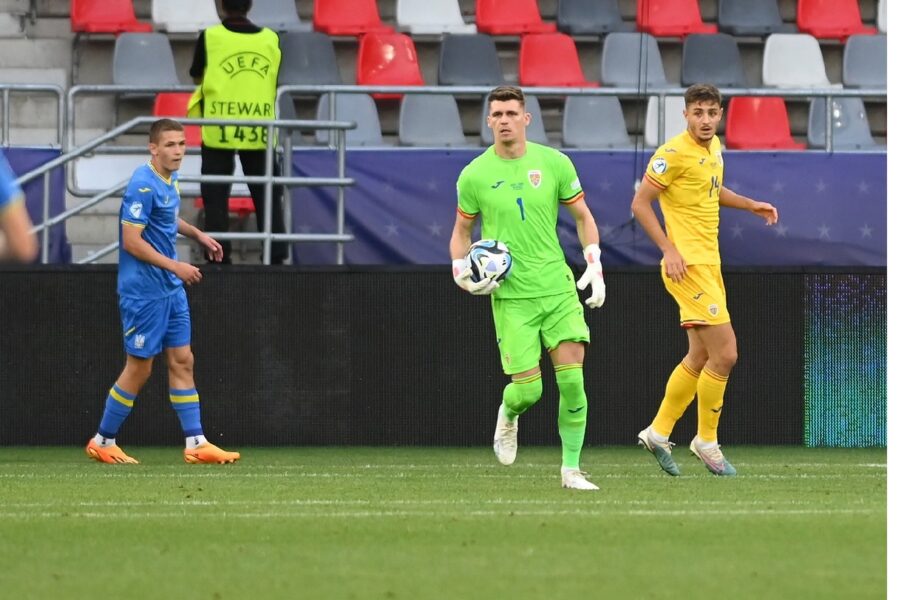 Ştefan Târnovanu a atras atenţia la EURO U21! Ce preţ i-a stabilit Gigi Becali