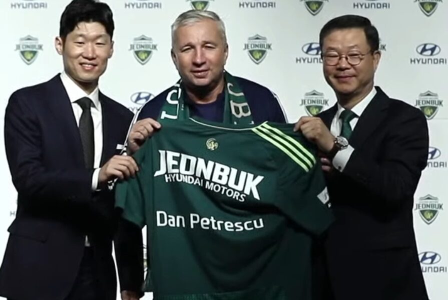 Dan Petrescu, prima conferinţă de presă la Jeonbuk Hyundai: „Cel mai mare club din Coreea! Sunt încântat”