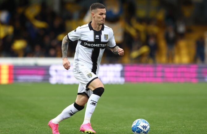 Dennis Man, în cea mai scumpă echipă din Serie B. Cât a ajuns cota românului