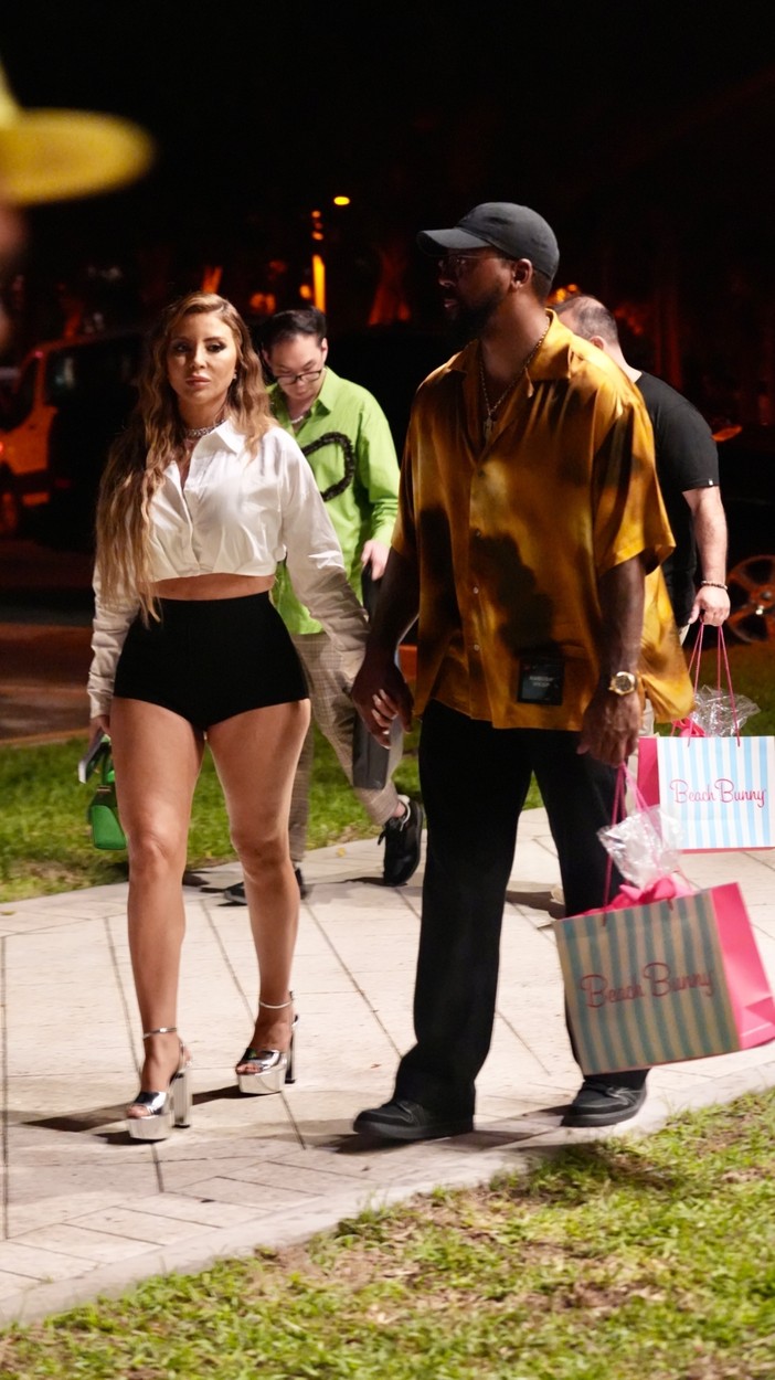 Miami, CA  - *EXCLUSIVE*  - Larsa Pippen and Michael Jordan’s son Marcus Jordan show there romance is still alive as they kiss and hold hands as they attend swim week in Miami.

BACKGRID USA 8 JUNE 2023,Image: 782376437, License: Rights-managed, Restrictions: , Model Release: no, Pictured: Larsa Pippen, Marcus Jordan