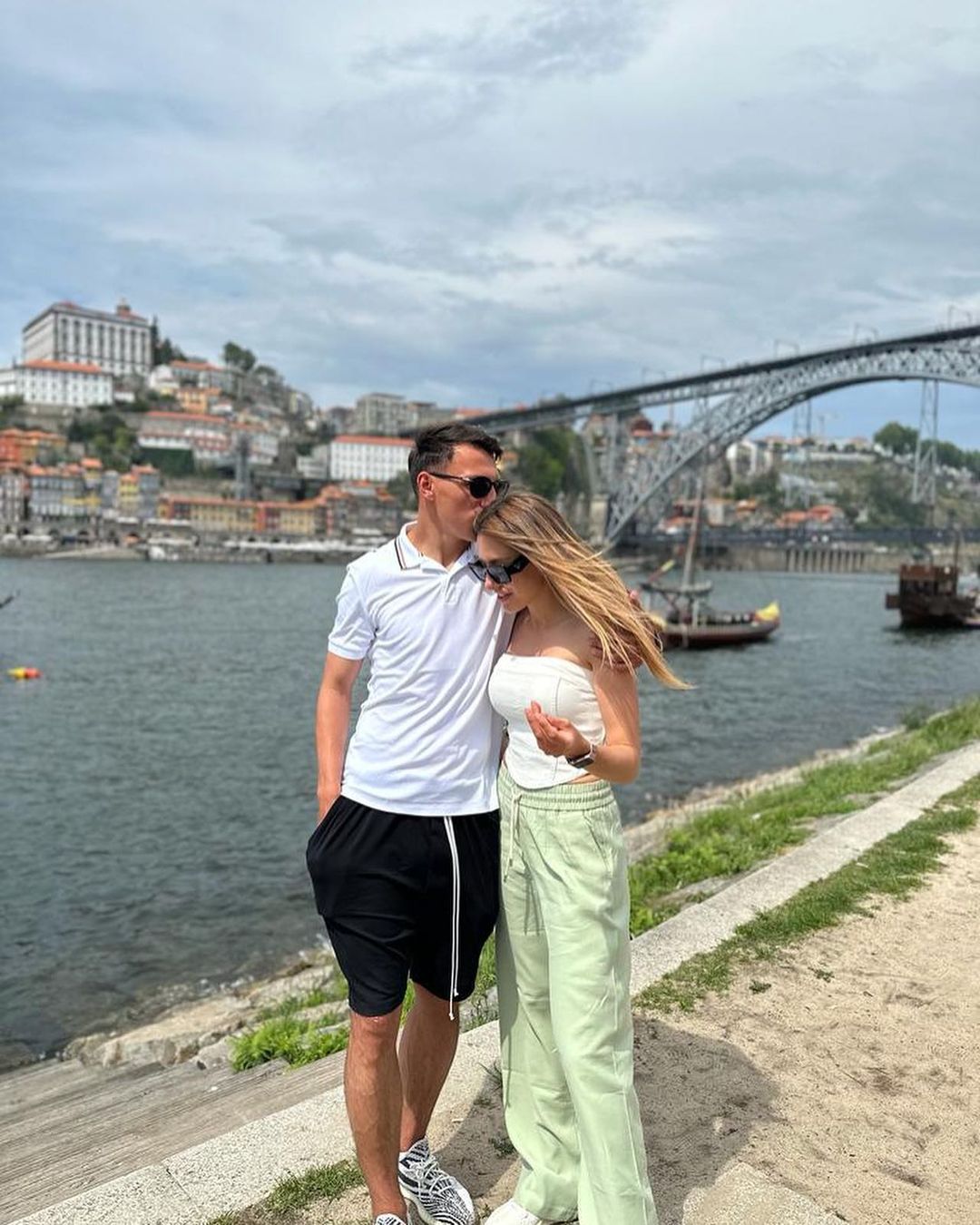 Risto Radunovic, fundașul FCSB-ului, s-a relaxat în Porto