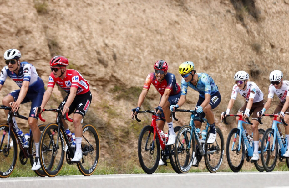 Scene incredibile în La Vuelta! Cum s-a încercat boicotarea competiției. Anunțul poliției spaniole