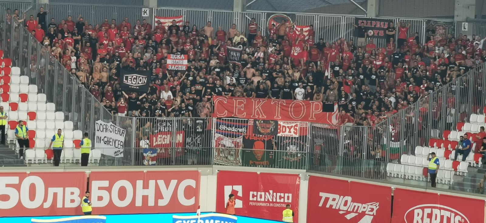 Fanii lui CSKA Sofia, mesaj anti-FCSB la Sf. Gheorghe