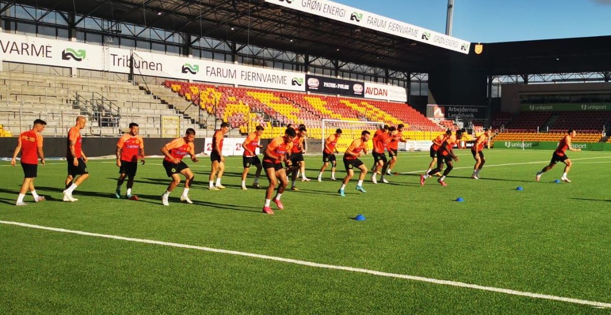 Imagini de la antrenamentul oficial al lui FCSB în Danemarca