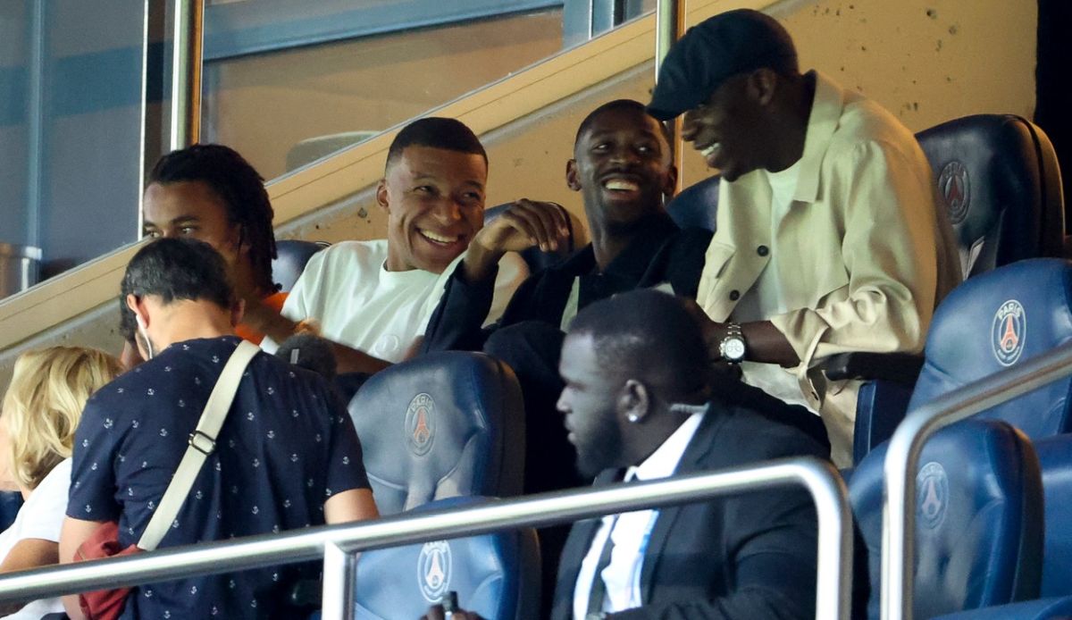 Kylian Mbappe, surprins râzând în hohote la PSG – Lorient! Francezii scriu că încep negocierile pentru prelungirea contractului
