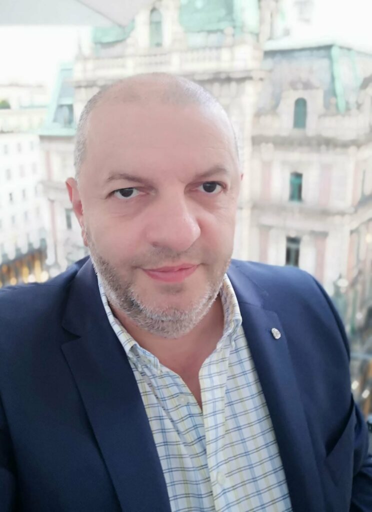 Radu Bîrlică, fostul director de marketing al lui Dinamo care cere falimentul clubului / Facebook Dinamo