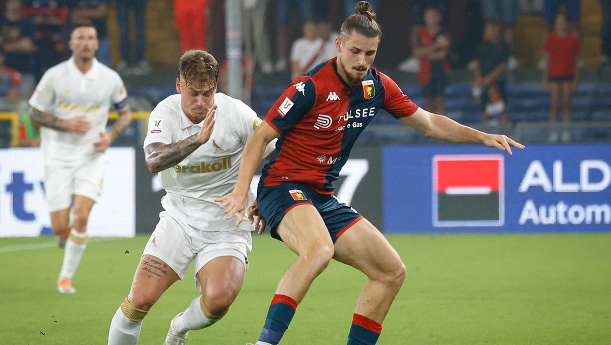 Radu Drăguşin, analizat în presa din Italia după ce a fost titular în Genoa - Fiorentina 1-4