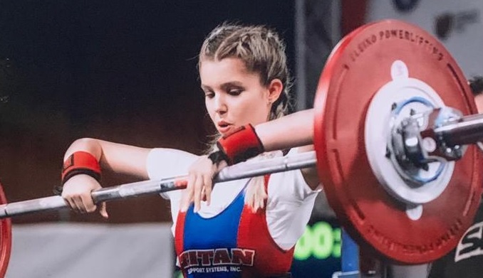 Andreea Zamfirescu, femeia jandarm din România care a cucerit patru medalii la Campionatul Mondial de Powerlifting