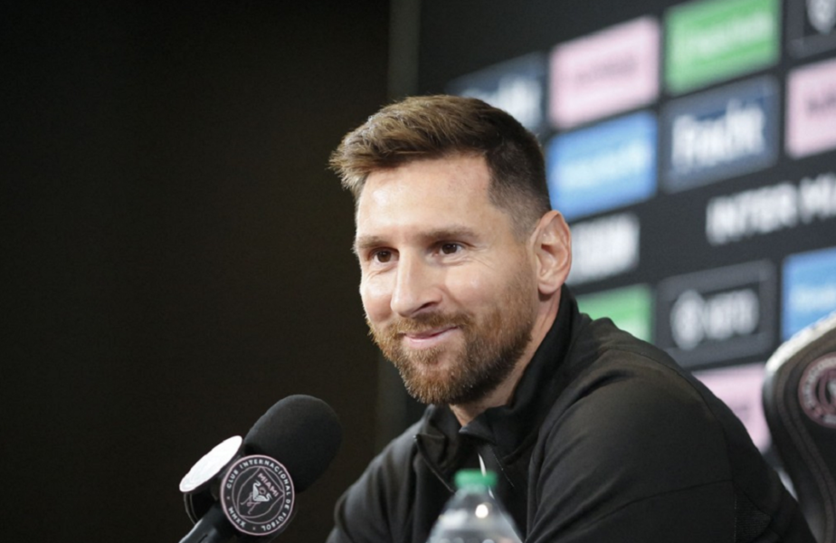 Lionel Messi a izbucnit în râs când a fost întrebat cine ar trebui să câştige Balonul de Aur. Comparaţie cu Haaland şi Iniesta