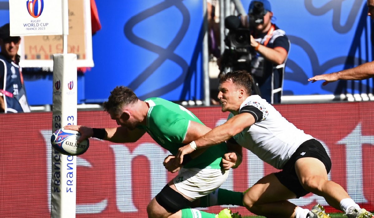 Omul meciului Irlanda – România, laude pentru „stejari: „S-au ridicat la un nivel bun. Ne-au ţinut la respect