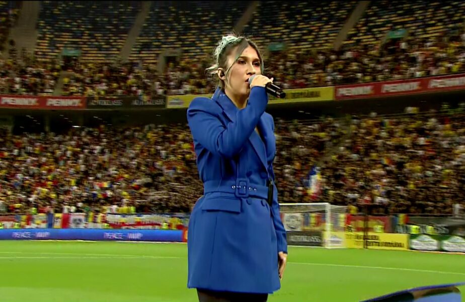 Imagini emoţionante pe Arena Naţională. ADDA a intonat imnul României la meciul cu Kosovo. A fost acompaniată de fani