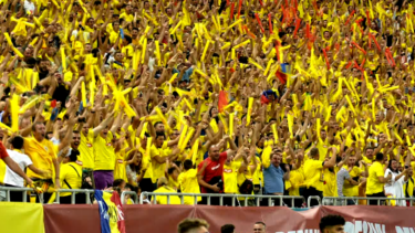 Fanii vin cu energia pentru România până la capăt