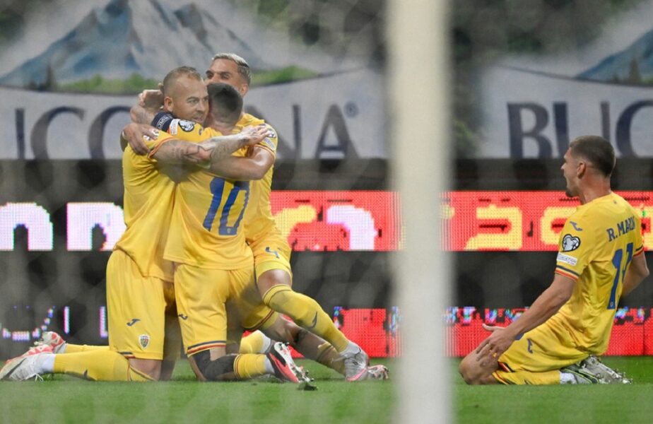 Denis Alibec, prima reacţie după ce a dat gol cu Elveţia: „Suntem o familie, ne bucurăm pentru România”