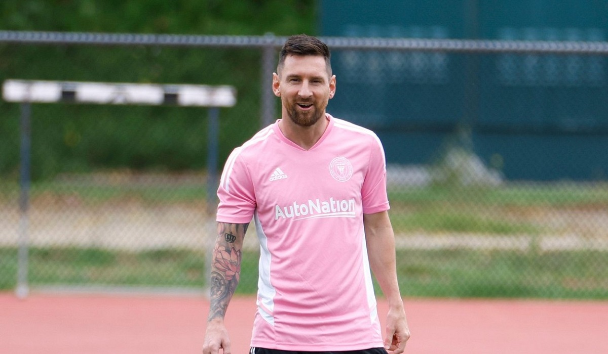Lionel Messi, primit ca un erou la Inter Miami după ce a câștigat Balonul de Aur 2023