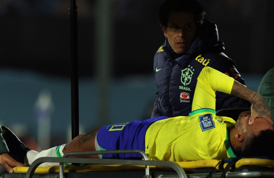 Neymar a suferit o nouă accidentare și a părăsit terenul în lacrimi! Continuă seria de coșmar pentru starul brazilian
