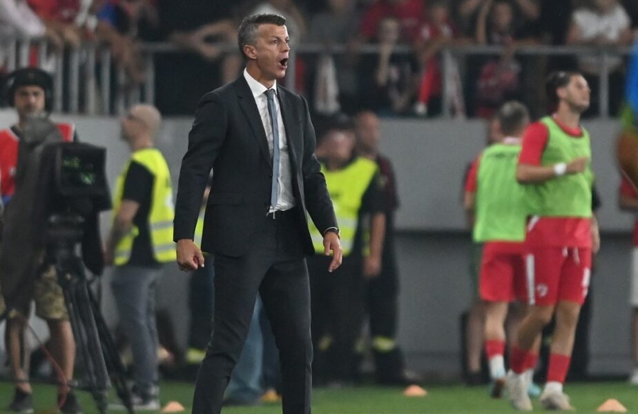 Fanii dinamovişti i-au cerut demisia lui Ovidiu Burcă după 0-0 cu Poli Iaşi! Reacţia antrenorului